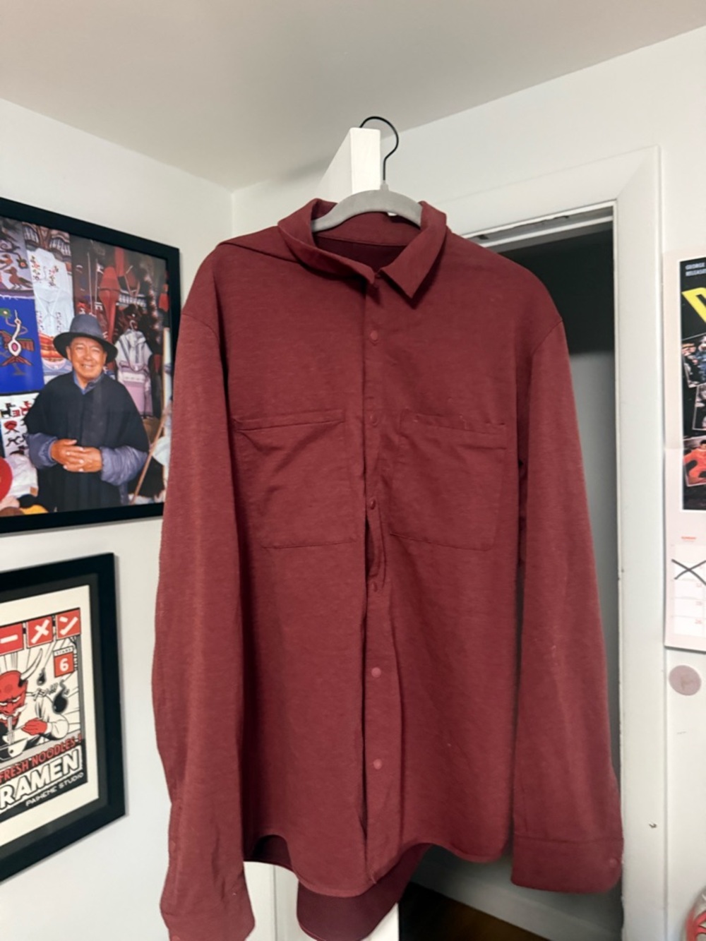 lululemon athletica Men's Button-Down Shirt in Deep Maroon